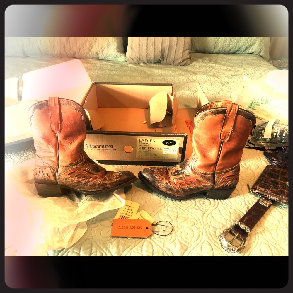 Stetson, mid-rise -distressed eagle underlay